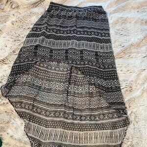 Women’s Maurice’s Bohemian Tribal High-Low Mini Maxi Skirt Size S Black White